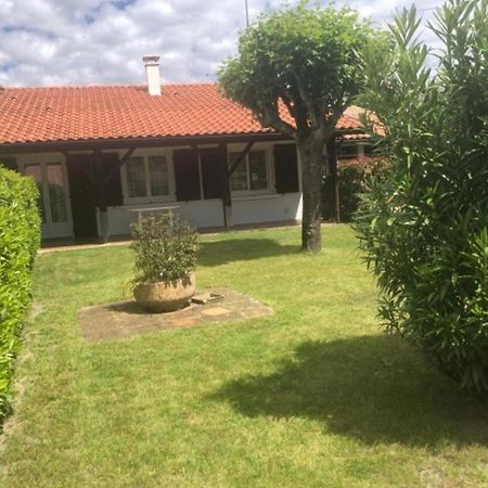 サンギネ Agreable Maison A 400M Du Lacヴィラ エクステリア 写真