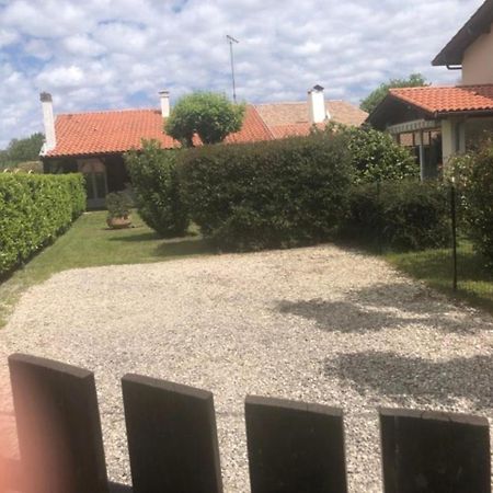 サンギネ Agreable Maison A 400M Du Lacヴィラ エクステリア 写真