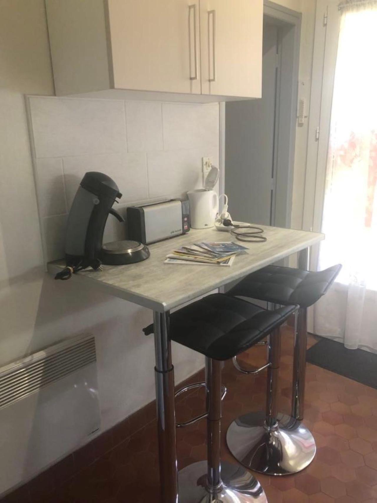 サンギネ Agreable Maison A 400M Du Lacヴィラ エクステリア 写真
